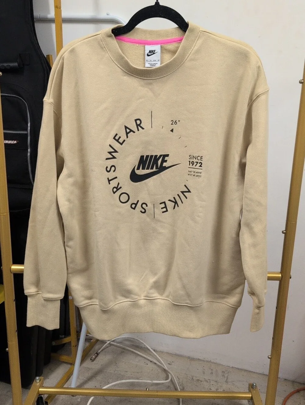 Nike Women's Sportswear Oversized Sports Utility Crew-Neck Sweatshirt Sz XS NWT